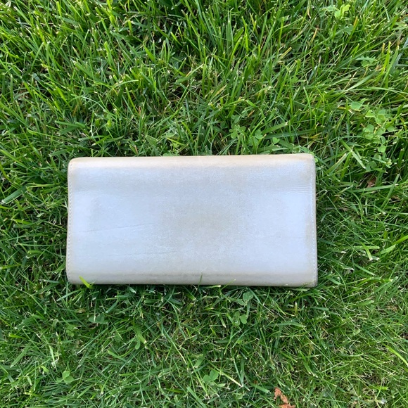 Authentic Chanel timelessness Silver Metallic Flap Wallet. - Picture 4 of 16